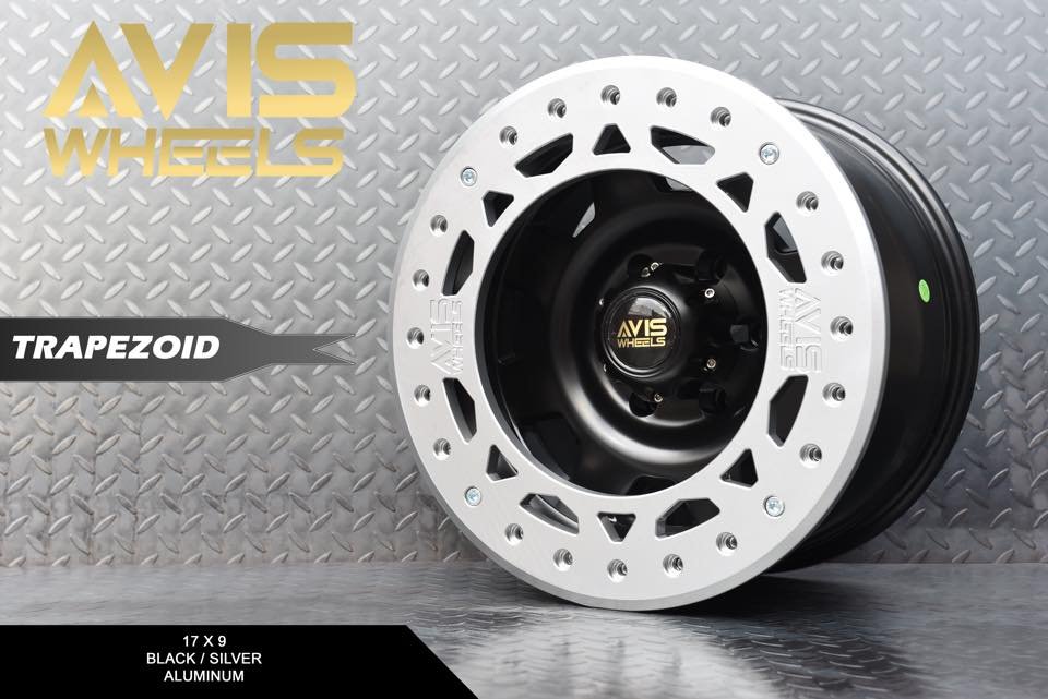 AVIS WHEELS TRAPEZOID BLACK SILVER RING